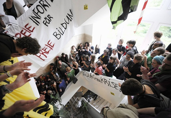 12 Students Protest Across Germany Against Education Reforms 