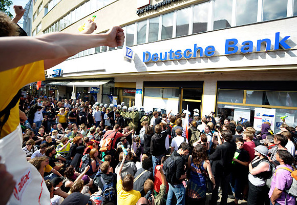 16 Students Protest Across Germany Against Education Reforms 