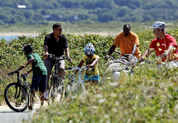 22 Barack Obama Holidays