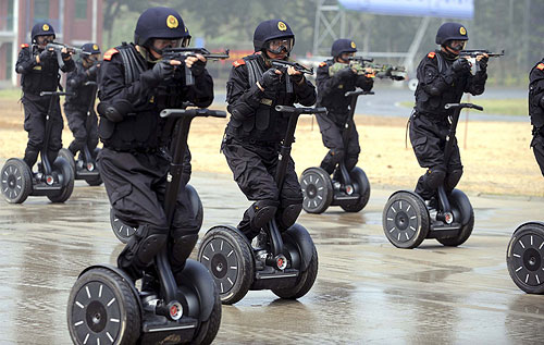 china 01 pic on Design You Trust china 01 Anti terrorism exercises in China.