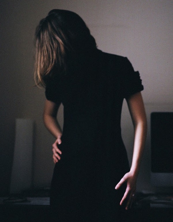 4399915748 61d04850c9 o 600x771 Romantic #101