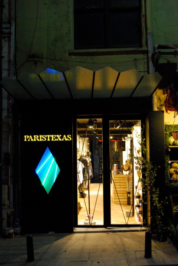 DSC 7631 600x894 pic on Design You Trust DSC 7631 600x894 PARISTEXAS CONCEPT STORE: ISTANBULS GATE FOR HIGH END GLOBAL CLOTHING BRANDS