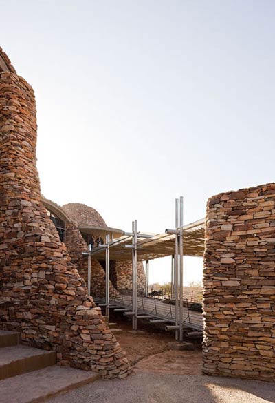 5 Peter Rich Architects  The Mapungubwe Interpretation Centre in S. Africa