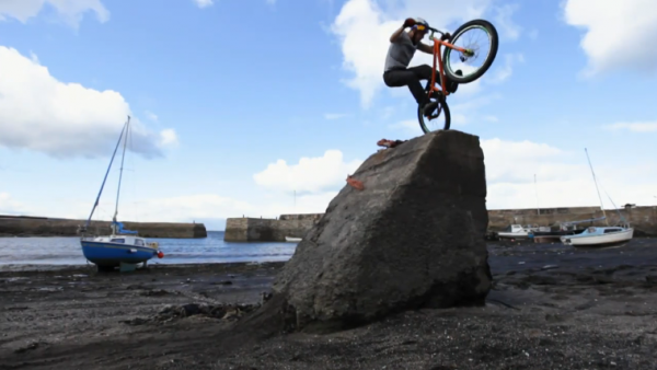 Way Back Home Danny McAskill 1 600x338 The come back of Danny McAskill, the stunt bike monster