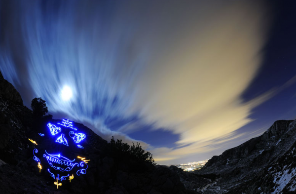 18 Amazing Light Painting by French LightGraff Collective light graff 09 600x393 18 Amazing Light Painting by French LightGraff Collective