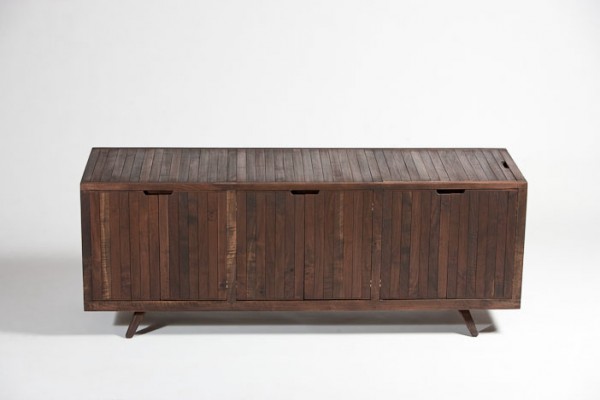 console cabinet 5 600x400 Console Cabinet by Von Tundra