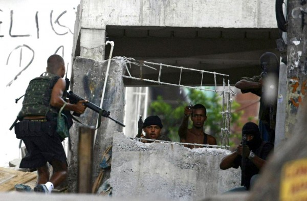 r14 26107929 600x393 Rio’s Drug War 