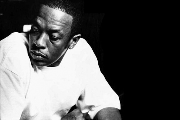 unnamed wijobh84up Dr. Dre featuring Eminem and Nas – Topless