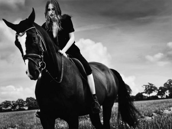  Vanessa Hegelmaier by Jonas Bresnan