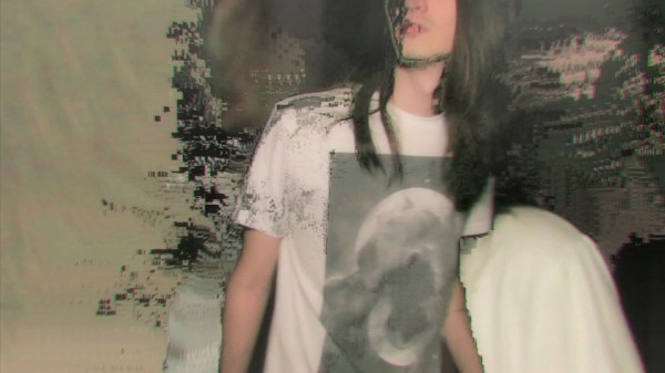 vlcsnap 2010 12 09 10h47m36s251 600x337 ARDENTEES A/W 2010 lookbook video