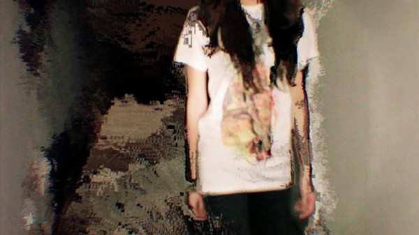 vlcsnap 2010 12 12 13h24m17s142 600x337 ARDENTEES A/W 2010 lookbook video
