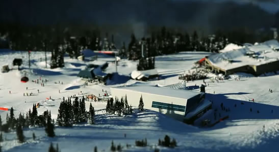 Tilt shift une vidéo du plus bel effet Whistler Blackcomb XXS pic on Design You Trust Tilt shift une vidéo du plus bel effet Whistler Blackcomb XXS Tilt Shift movie by Mike Douglas Whistler Blackcomb XXS