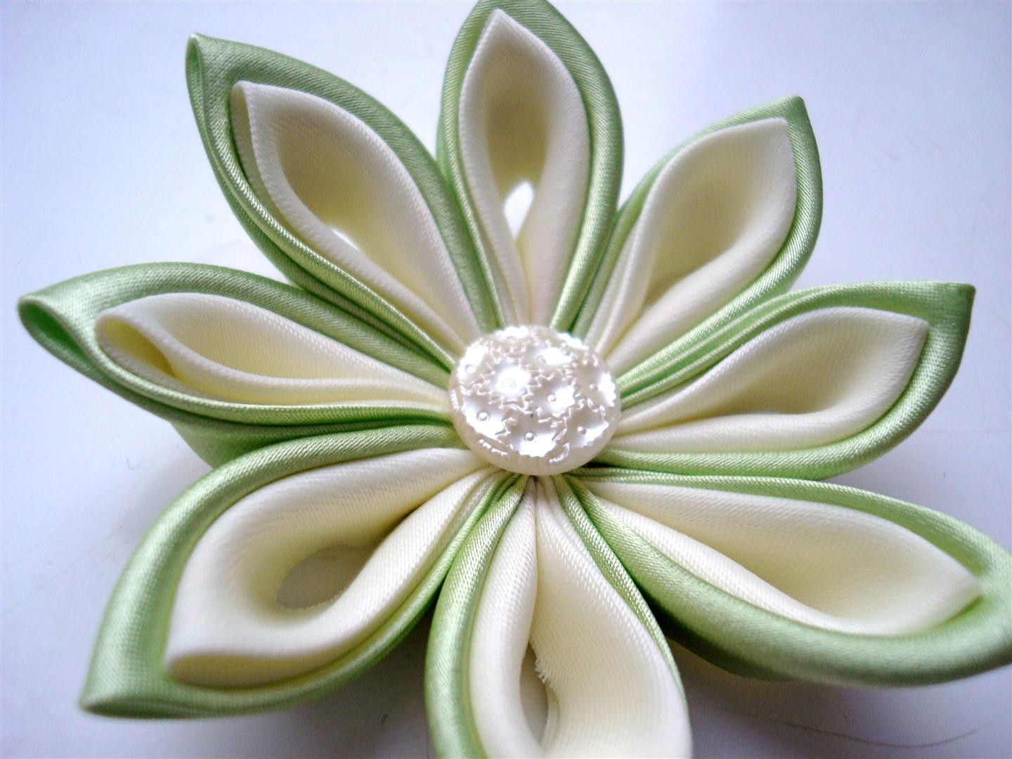 ka02 Kanzashi Flowers