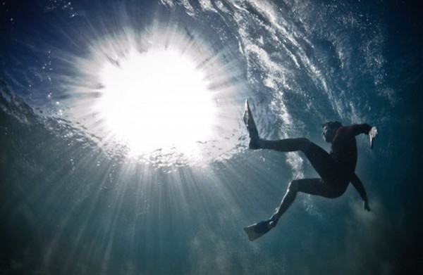 Unusual surfer photos sp1a 600x391 Unusual surfer photos