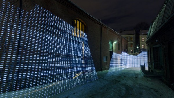 Immaterials: Light painting WiFi Light painting WiFi 1 600x337 Immaterials: Light painting WiFi