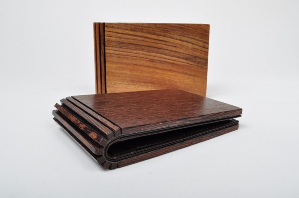 Maison Martin Margiela 11 Spring Summer 2011 Wood Wallets 01 Maison Martin Margiela Wood Wallets