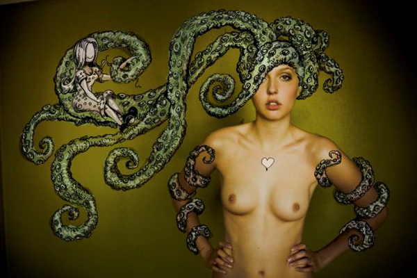 mag 1300656196 Molly Crabapple: Model Illustrator