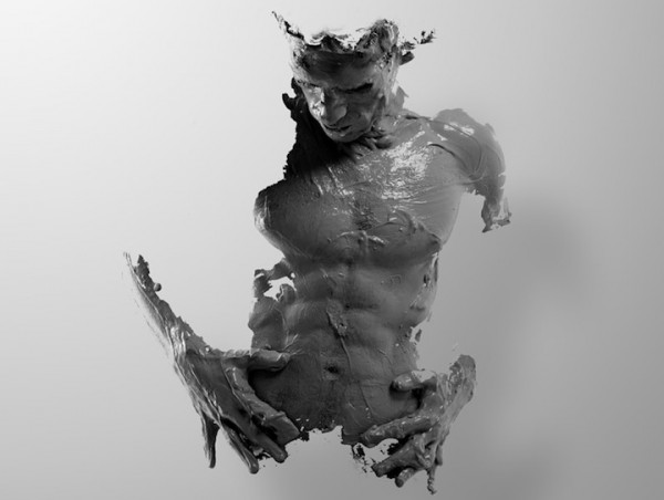 sculpture 1 600x452 Mud Makes Man Appear 