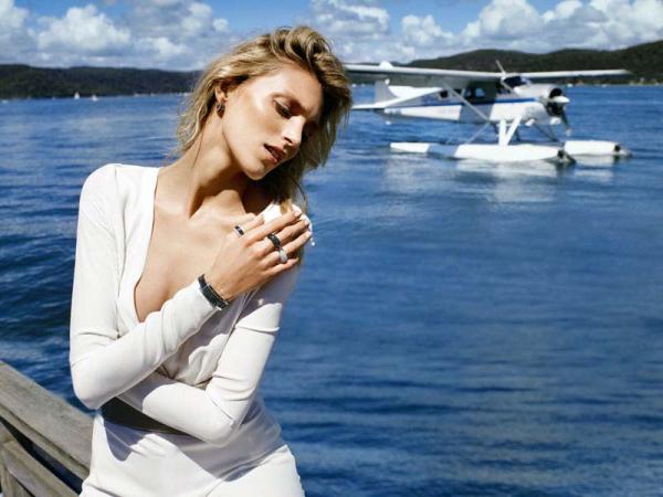  Anja Rubik by Marcin Tyszka