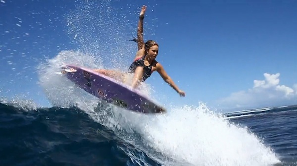 Leave A Message A Womans Surf Film nike leave a message 05 Leave A Message A Womans Surf Film