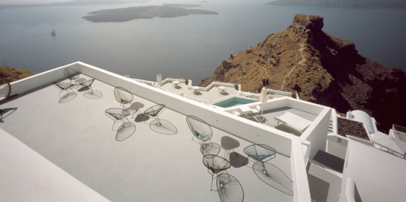 unnamed fsxt86jxff pic on Design You Trust unnamed fsxt86jxff The Luxurious and Serene Santorini Grace Hotel in Greece