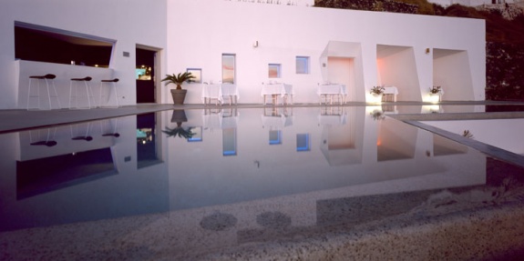 unnamed u28pqnjea2 pic on Design You Trust unnamed u28pqnjea2 The Luxurious and Serene Santorini Grace Hotel in Greece