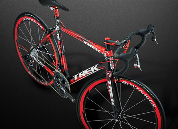 26221 Trek and Shepard Fairey