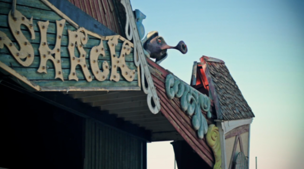 Beautiful video of an abandoned Amusement Park abandoned amusement park 3 600x333 Beautiful video of an abandoned Amusement Park