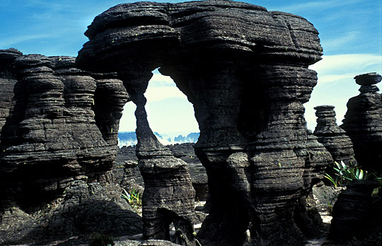 tm1b pic on Design You Trust tm1b Portraits of the Lost World – Table Mountains of Venezuela