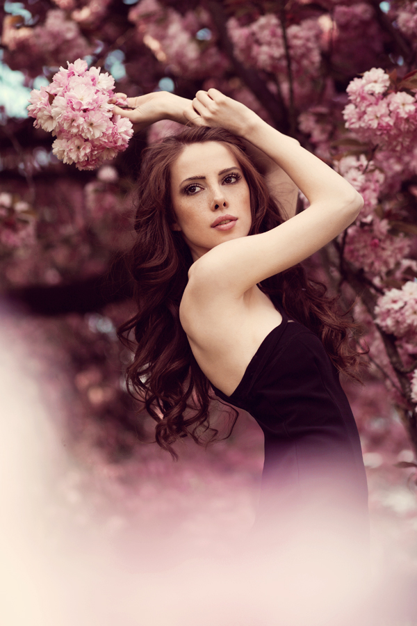 Fafa by Lina Tesch Fafa by Lina Tesch
