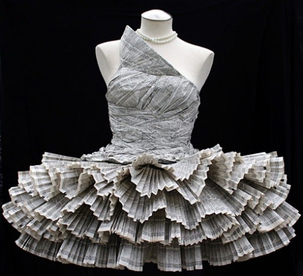 0051 600x547 Papercraft Couture: All paper, all stylish