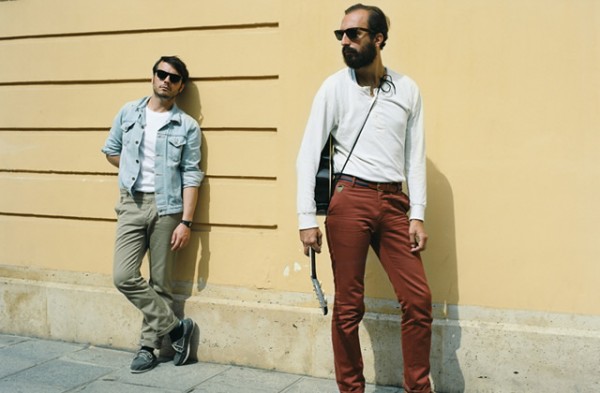 April 77 x Herman Düne herman dune chino1 600x393 April 77 x Herman Düne