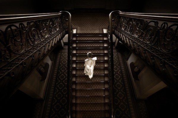 roccoancora0 600x400 Wedding Photography Inspired by Paintings and Film Noir