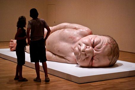 rs4a Hyper Realistic Sculptures by Ron Mueck