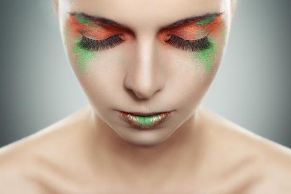 v q14n4y6we1 pic on Design You Trust v q14n4y6we1 Fashion Photography by Martin Piechotta