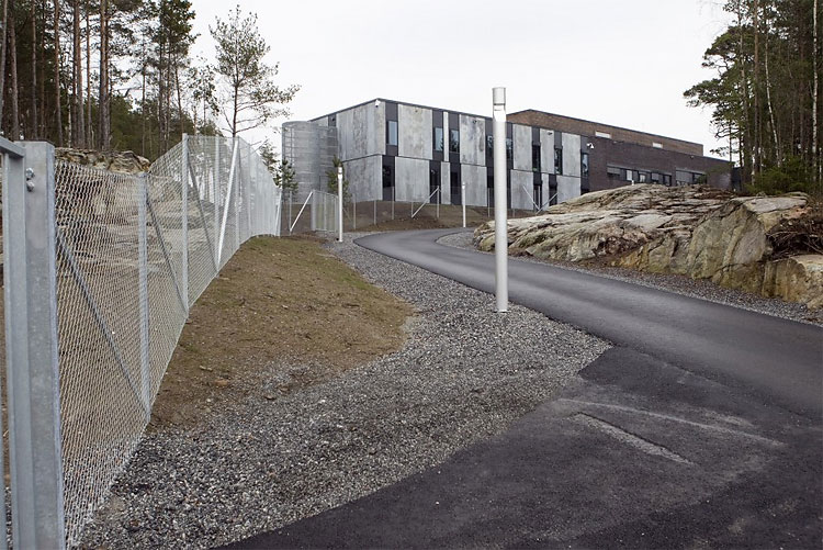369 Prison in Norway. From Flat screen TVs to Jogging Trails, Heres Where Norways Mass Murderer Could End Up. 