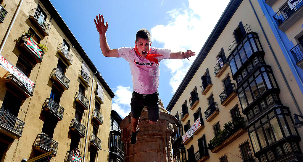 San Fermin 2011: Pamplonas Running of the Bulls 67 San Fermin 2011: Pamplonas Running of the Bulls