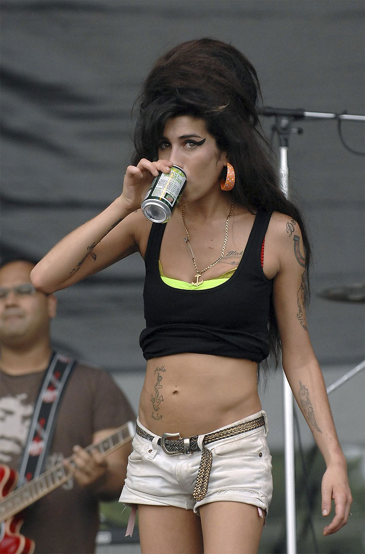 918 Amy Winehouse Photo Tribute