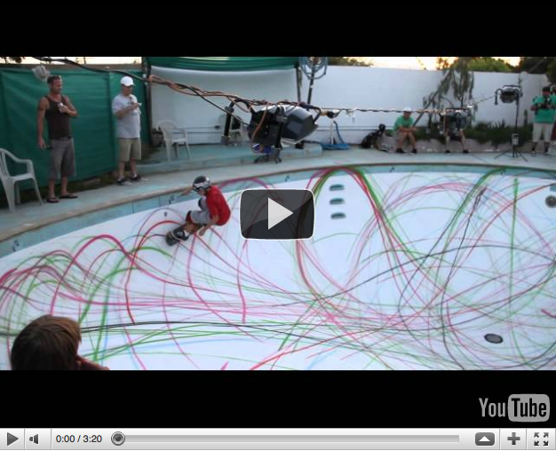 DFace D*Face streetart Pool Paint attack.