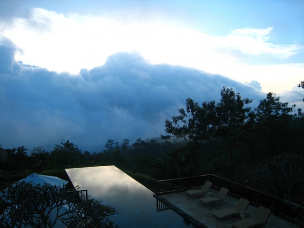 ip5a 30 Incredible Infinity Pools