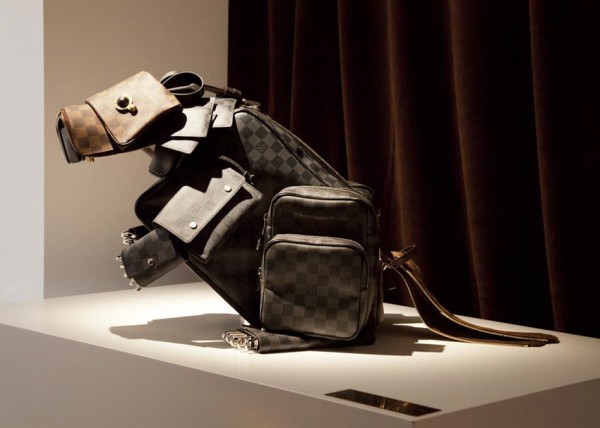lv2b pic on Design You Trust lv2b Bag animals for Louis Vuitton
