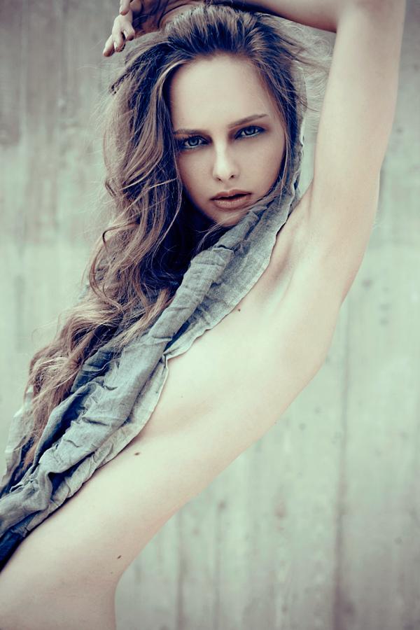 x cakjwsa1xy pic on Design You Trust x cakjwsa1xy Fashion Photography by Monika Viol Bagalova