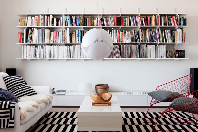 1139 pic on Design You Trust 1139 White and colorful apartment