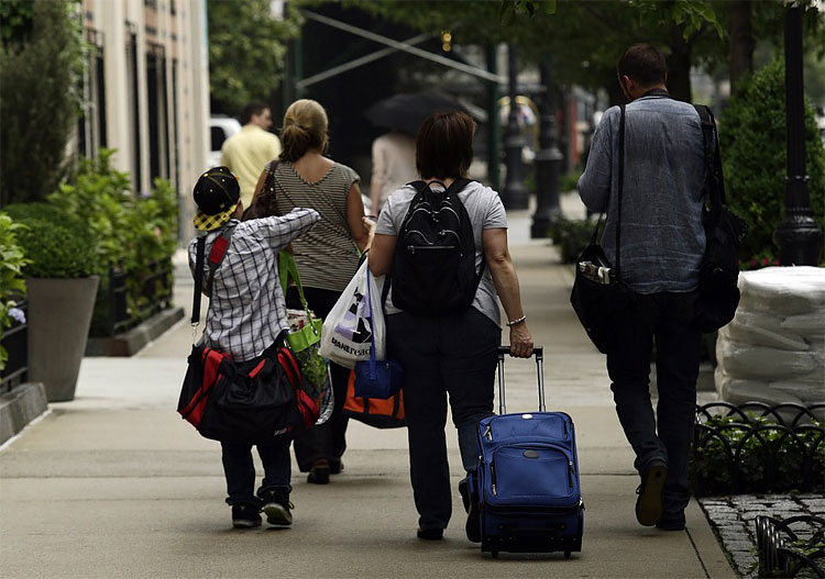 2134 US Braces for Hurricane Irene