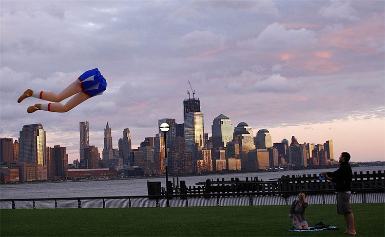 2135 US Braces for Hurricane Irene