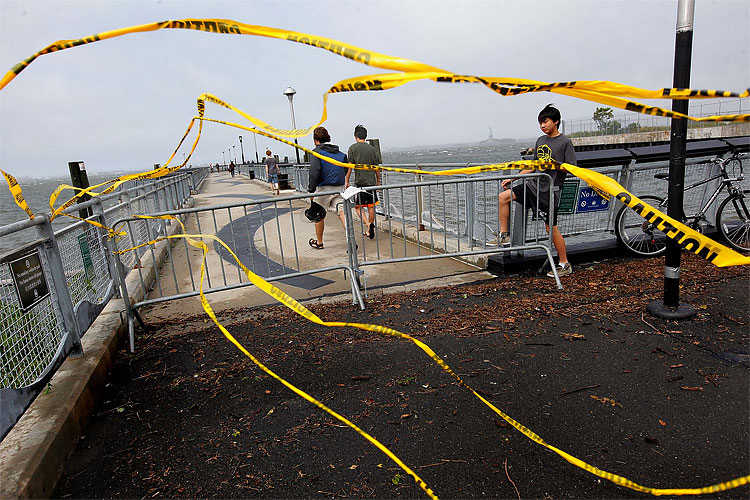 3112 US Braces for Hurricane Irene