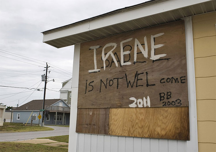 936 US Braces for Hurricane Irene