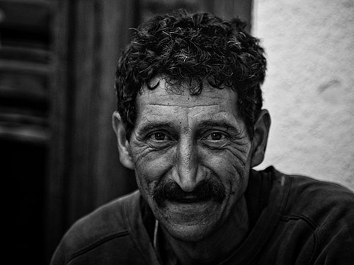 Street Portrait 07 pic on Design You Trust Street Portrait 07 Black and White Street Portrait Photography