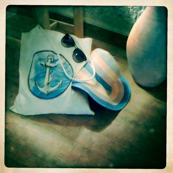 anchorsinturkey pic on Design You Trust anchorsinturkey Galleria T X Joe WSE Anchors Tote Bag