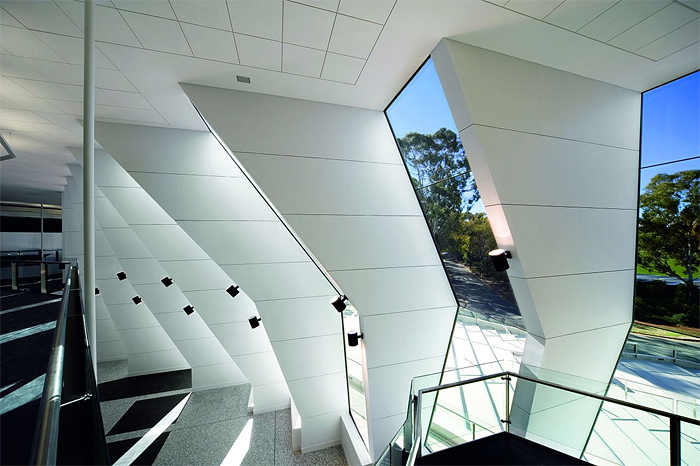 architecture 02 Josh Curtin School of Medical Research by Lyons